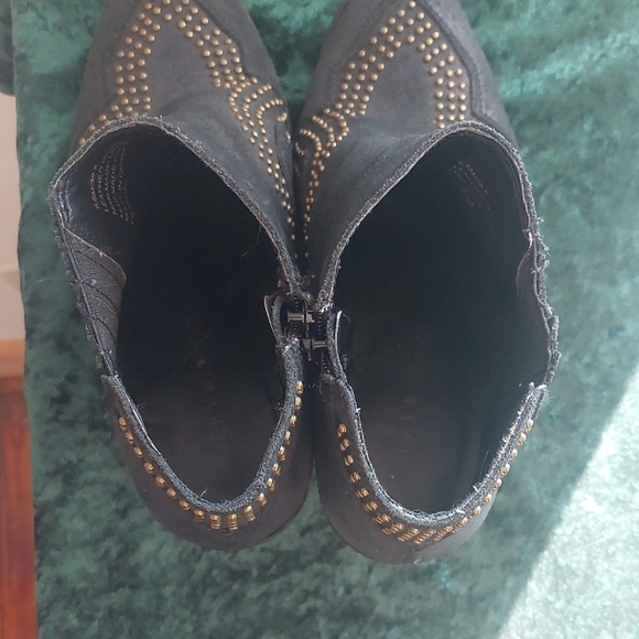 Lucky Brand Black Ankle Booties with Studded Design - Picture 5 of 6